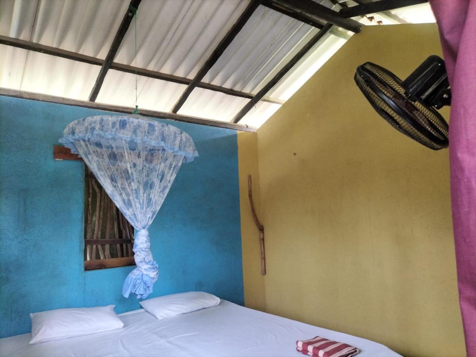 Yala Ying Yang Hostel & Camping ภายนอก รูปภาพ